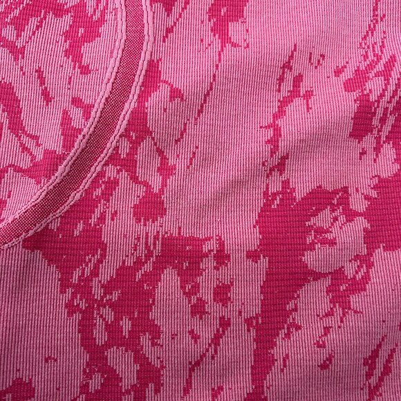 Lululemon Swiftly Tech Short Sleeve Crew Heathered Bon Bon Size 10 - Picture 8 of 10